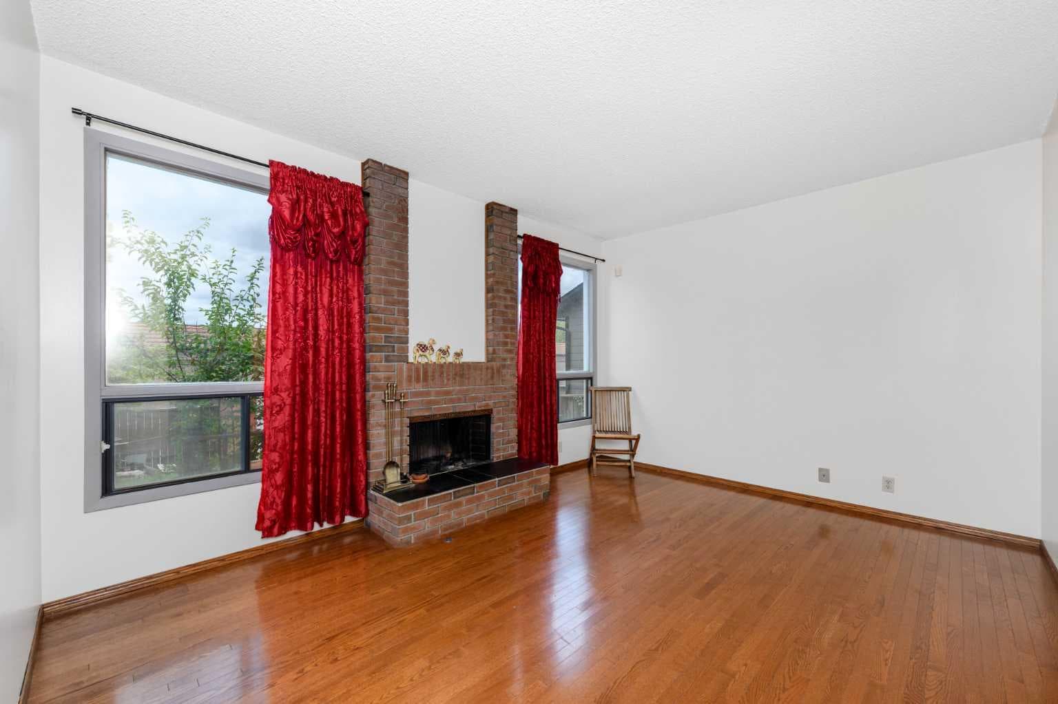 41 Edgeford Way NW