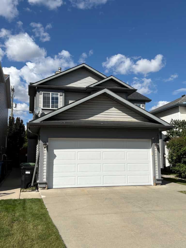40 Country Hills Bay NW