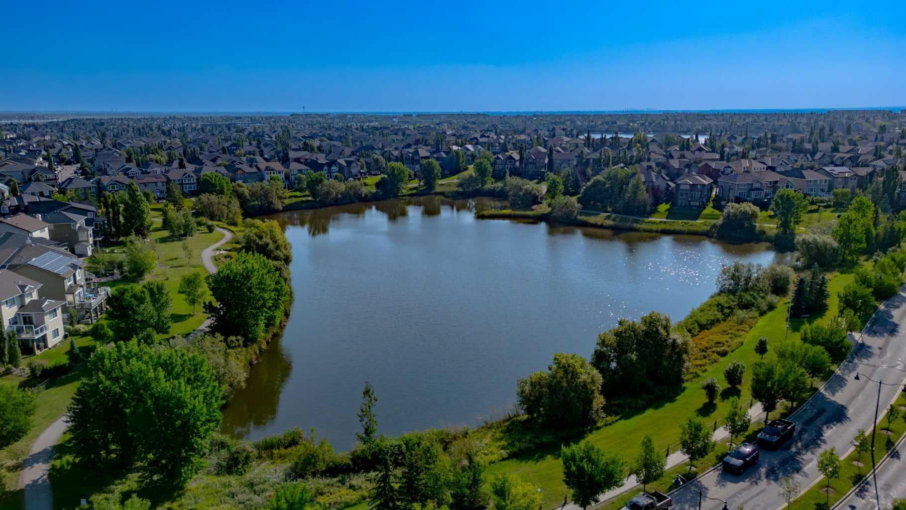 26 Auburn Bay Common SE