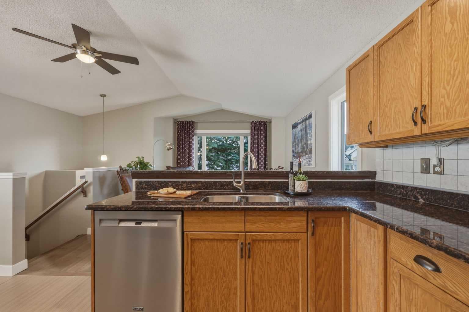 101 Arbour Wood Mews NW