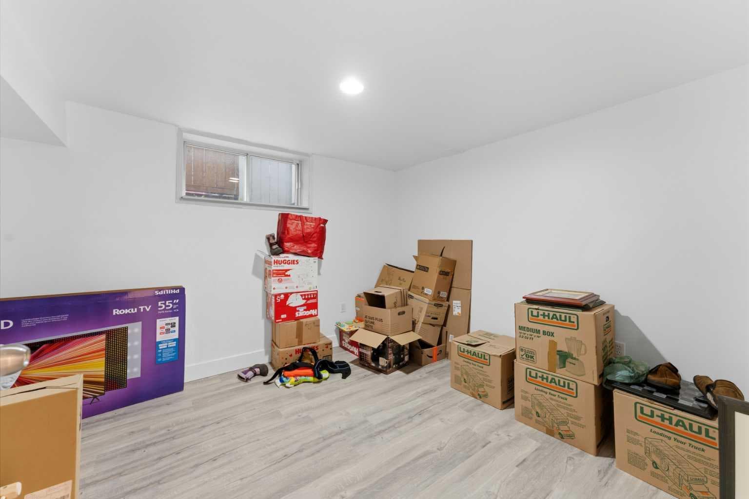 5316 La Salle Crescent SW