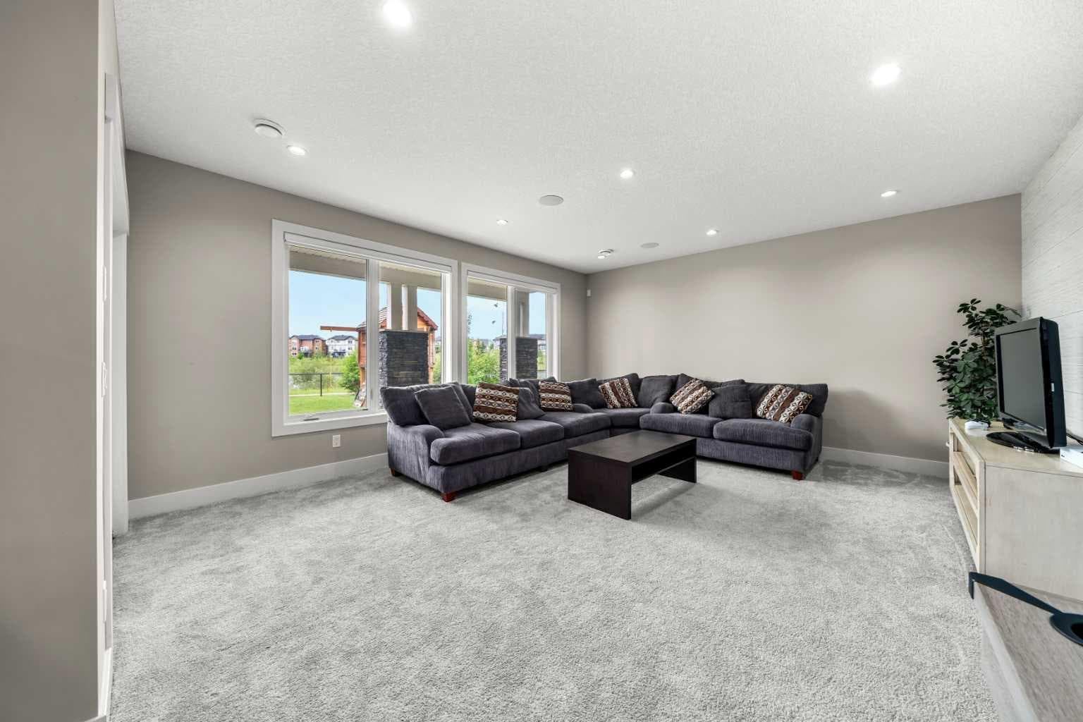 148 Kinniburgh Loop 