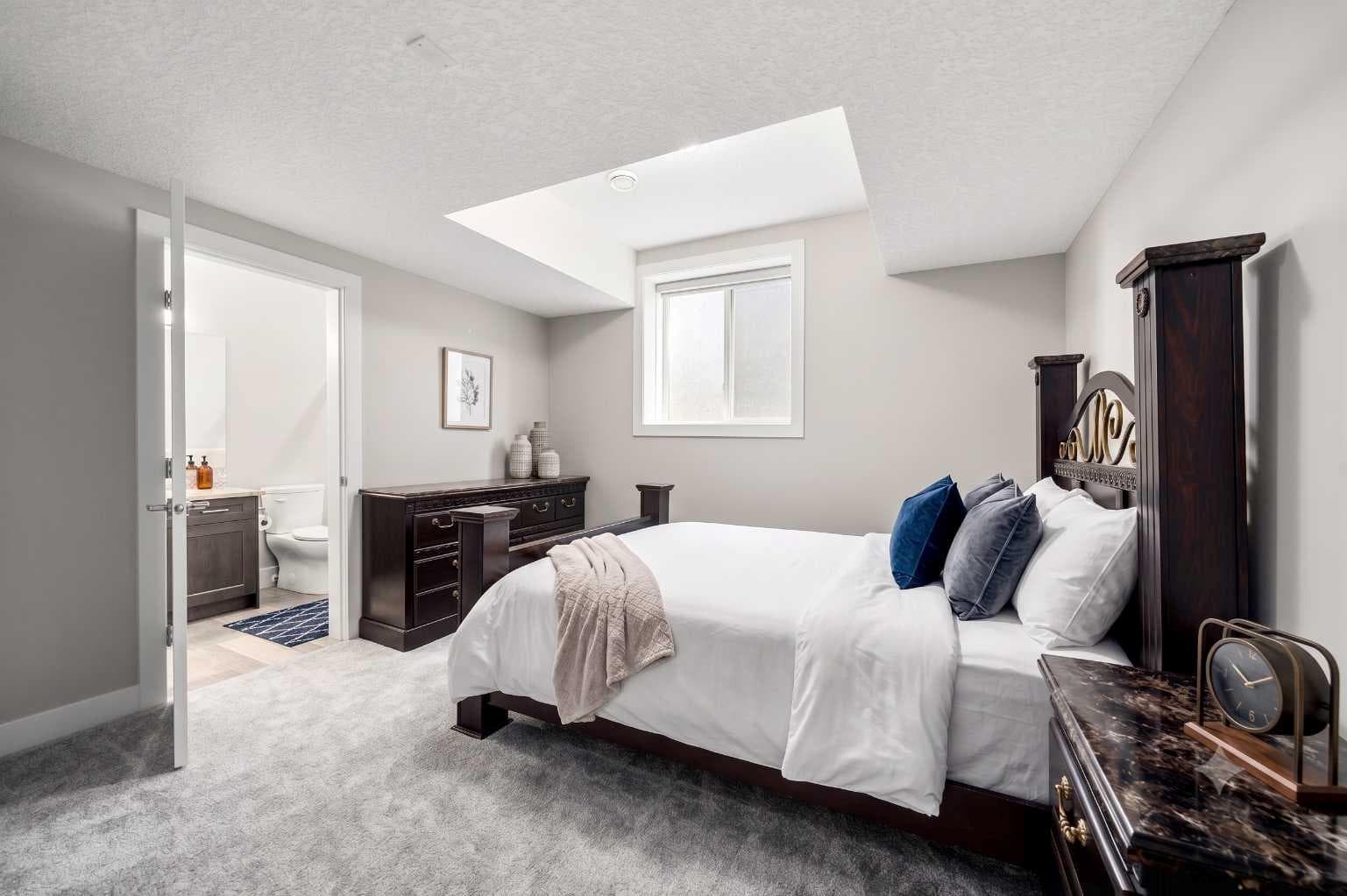 148 Kinniburgh Loop 