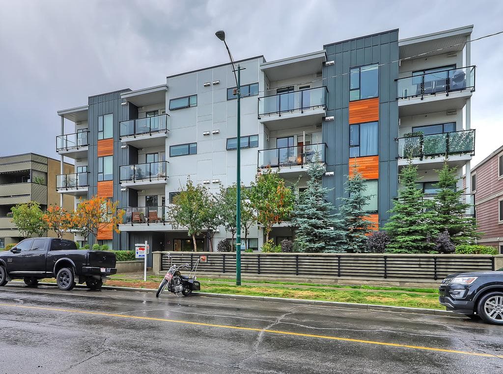 208, 1521 26 Avenue SW