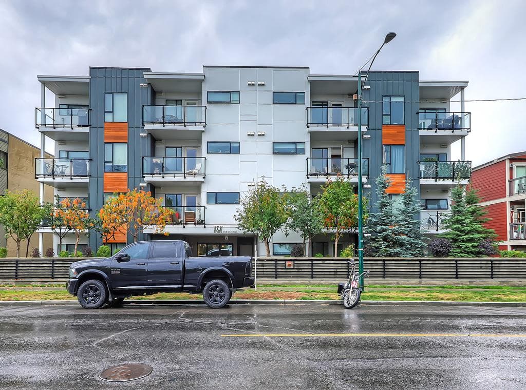 208, 1521 26 Avenue SW