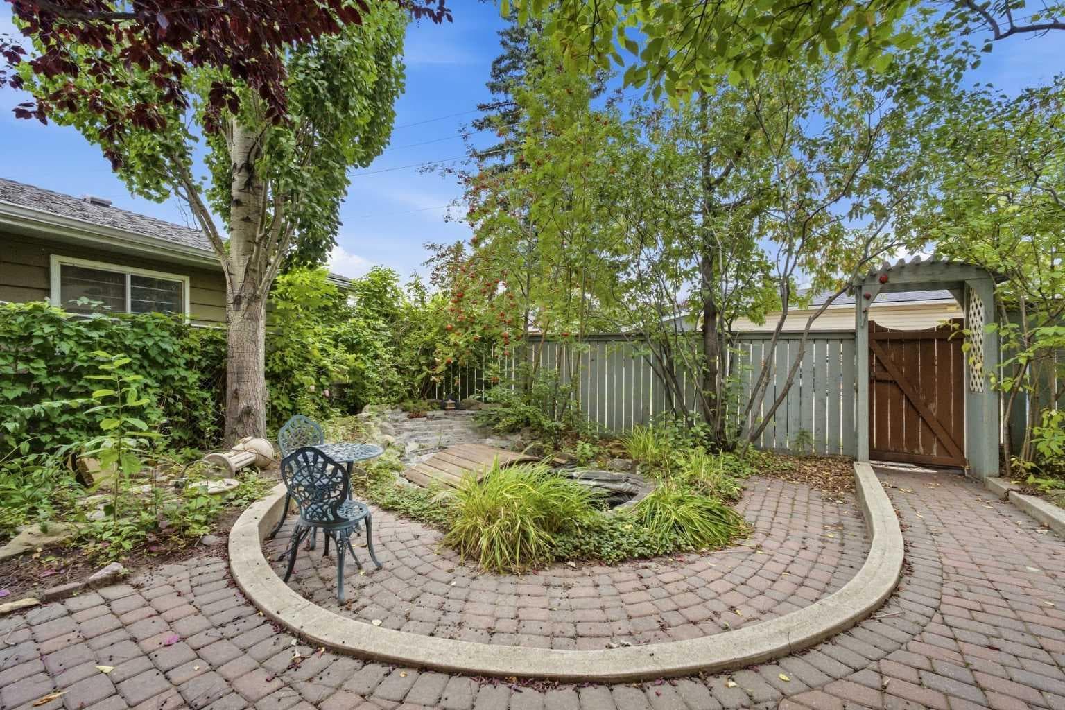 52 Parkvalley Place SE