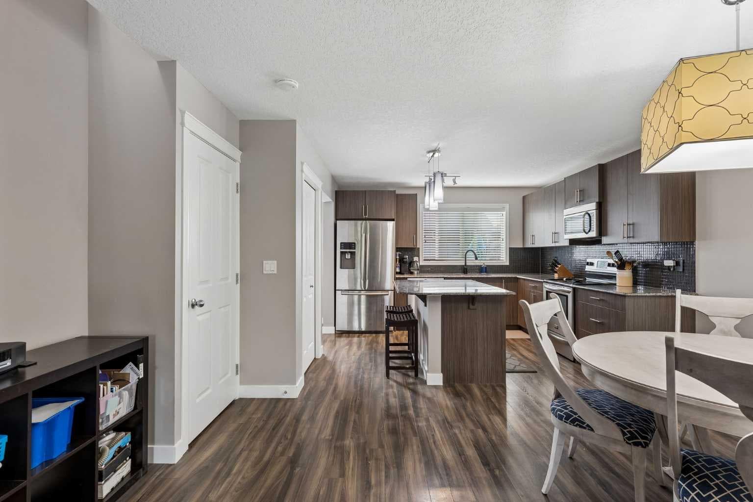 33 Legacy Gate SE