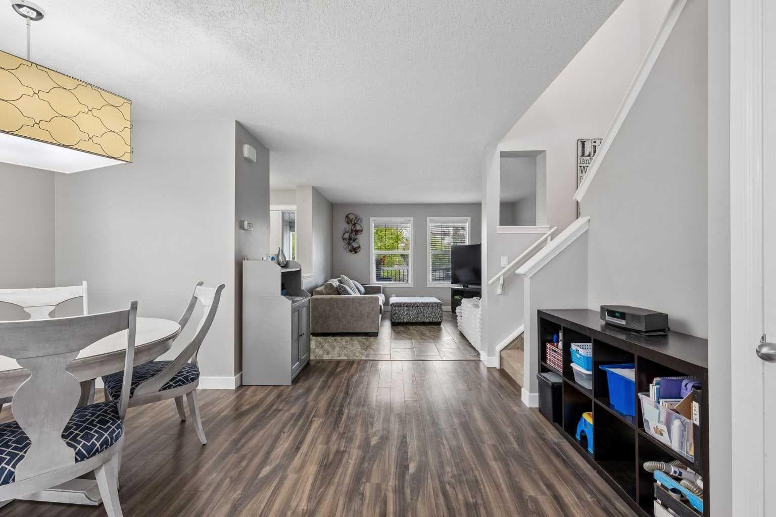 33 Legacy Gate SE