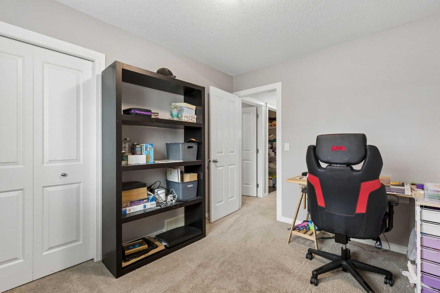 33 Legacy Gate SE
