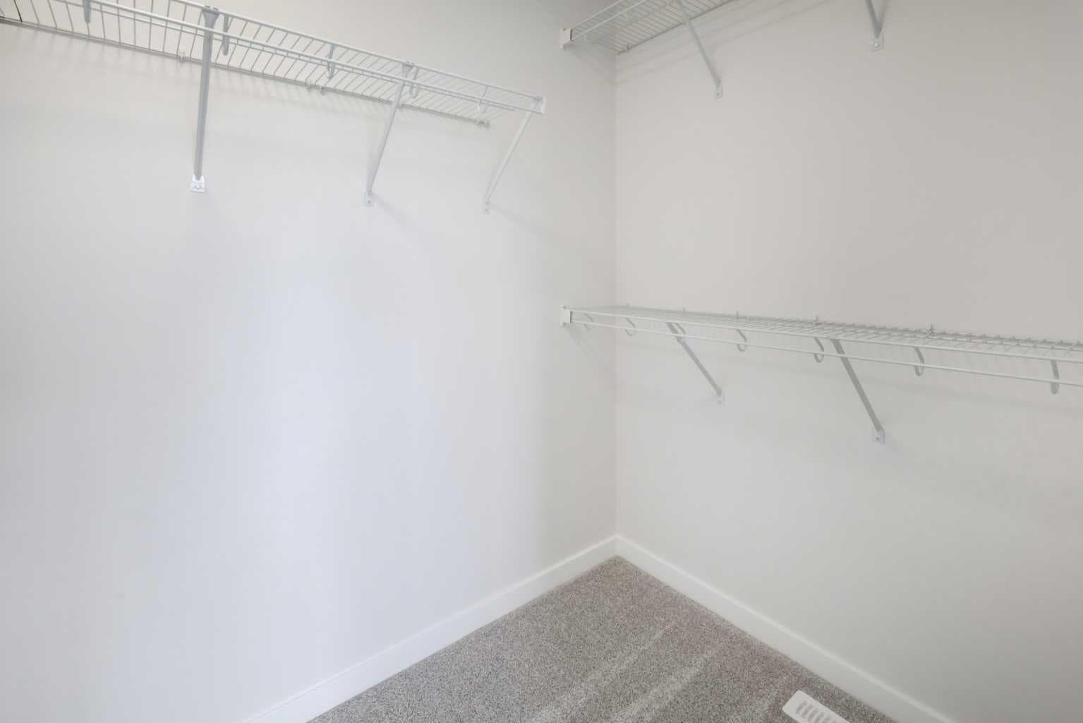 406 Carringvue Grove NW