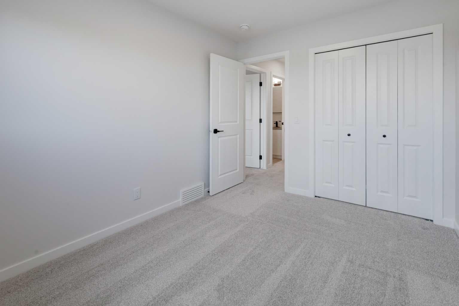 406 Carringvue Grove NW