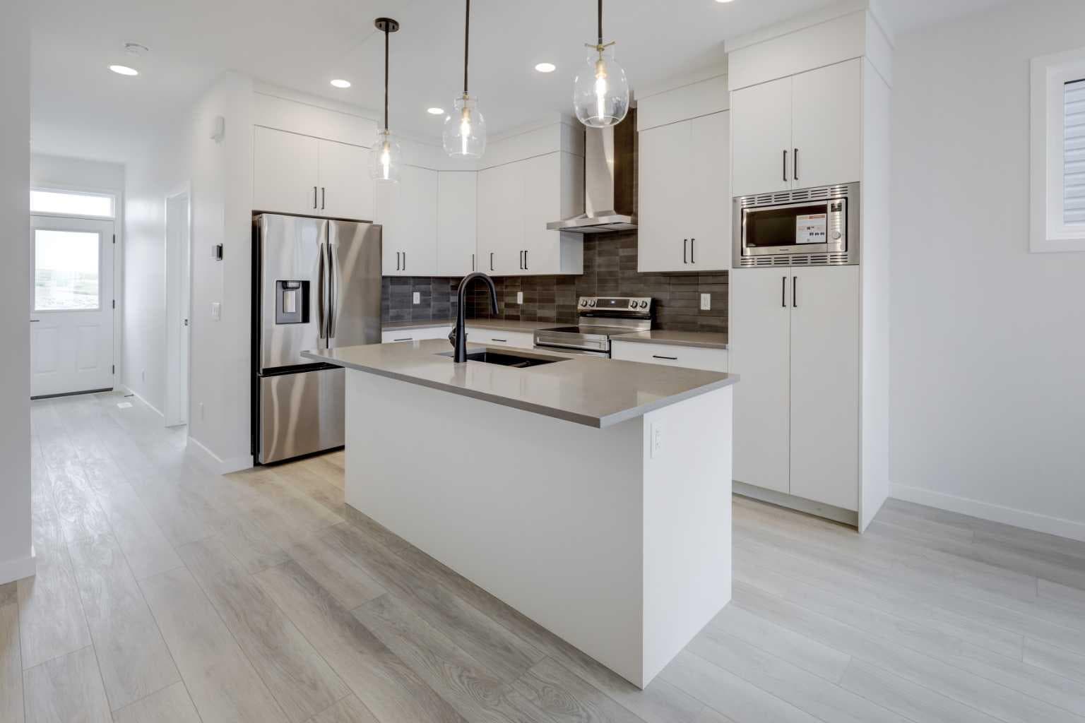 406 Carringvue Grove NW
