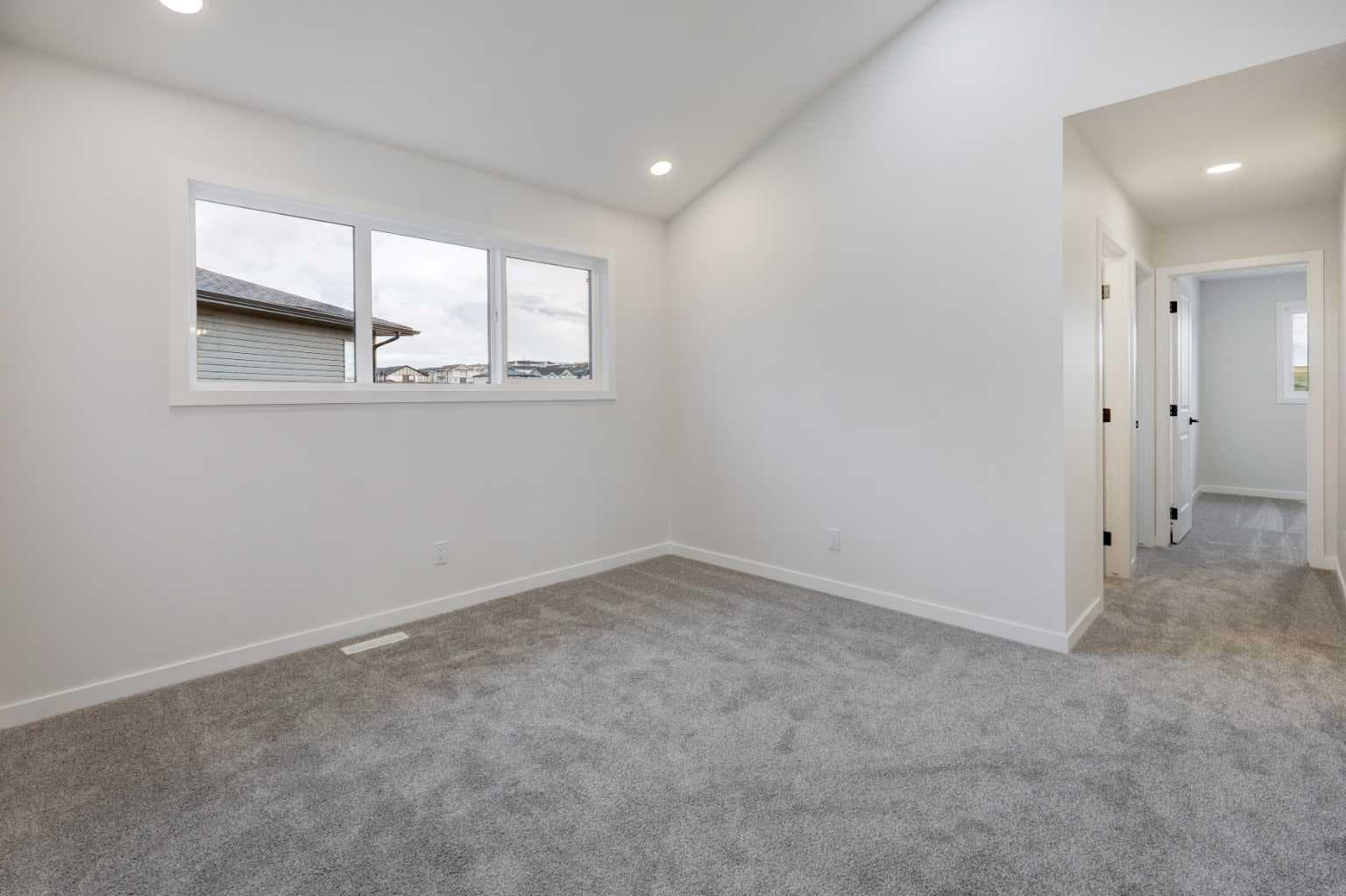 410 Carringvue Grove NW