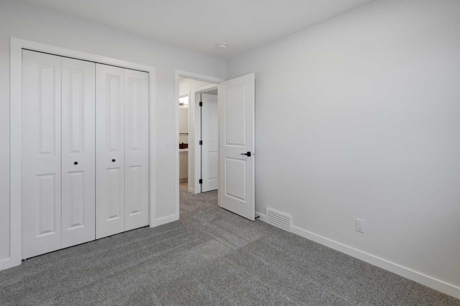 410 Carringvue Grove NW