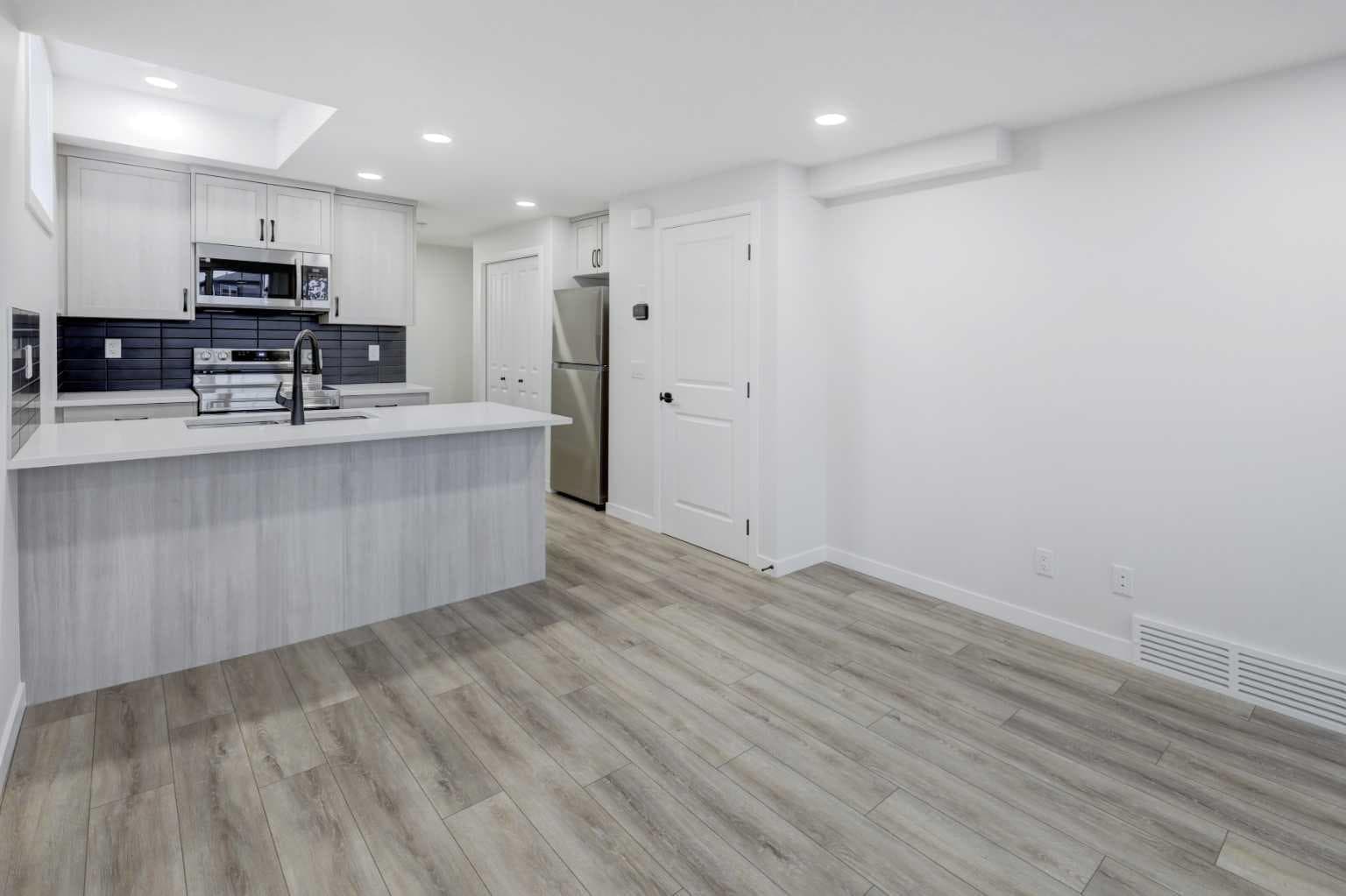 410 Carringvue Grove NW