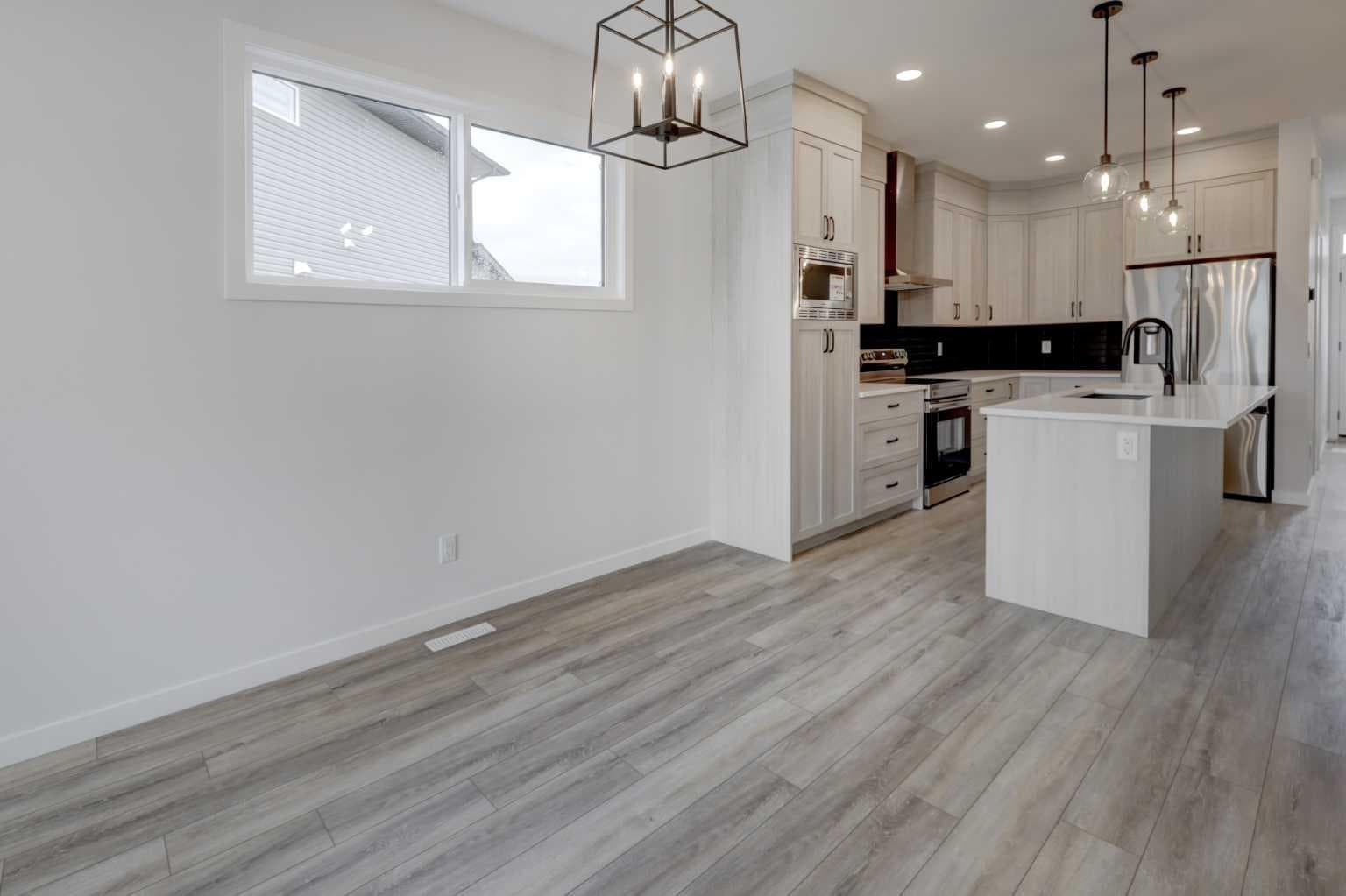 410 Carringvue Grove NW