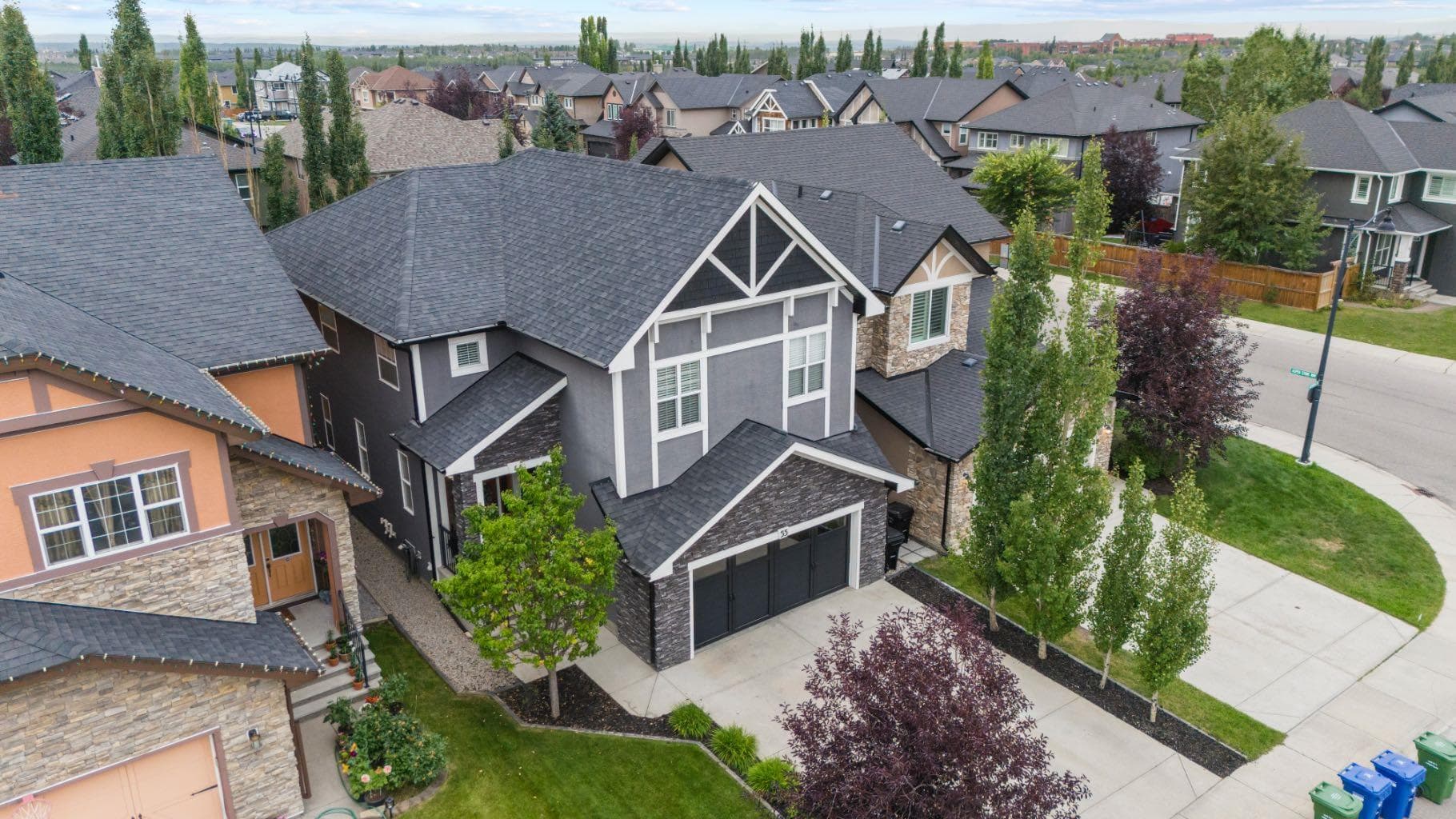 55 Aspenshire Drive SW