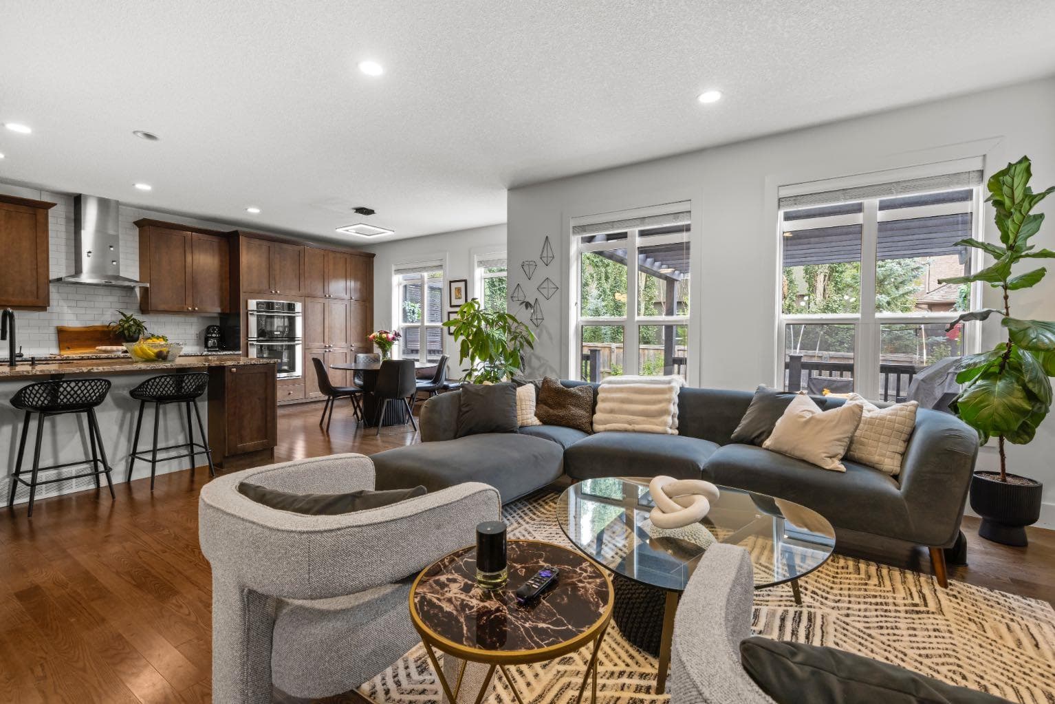 55 Aspenshire Drive SW