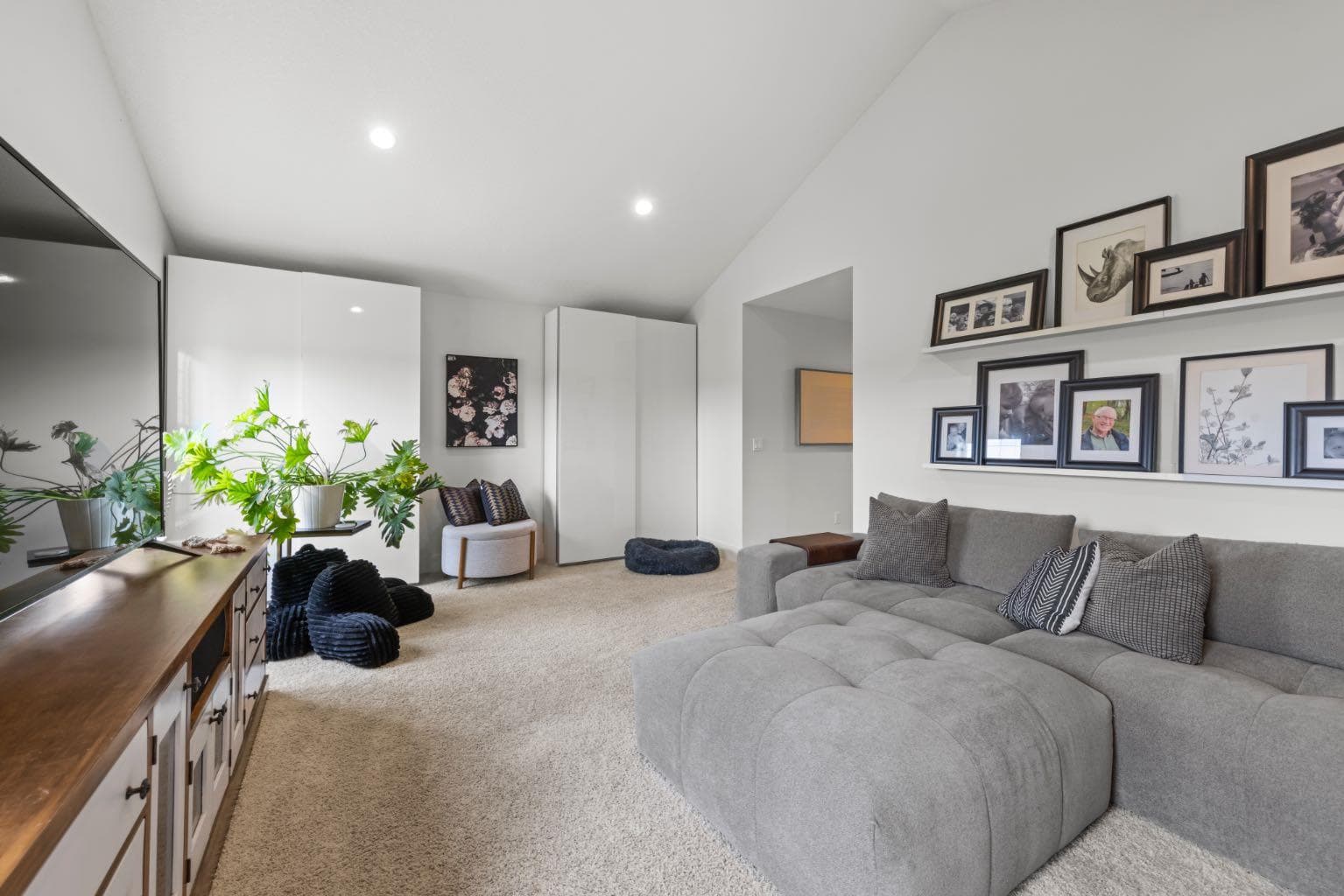 55 Aspenshire Drive SW