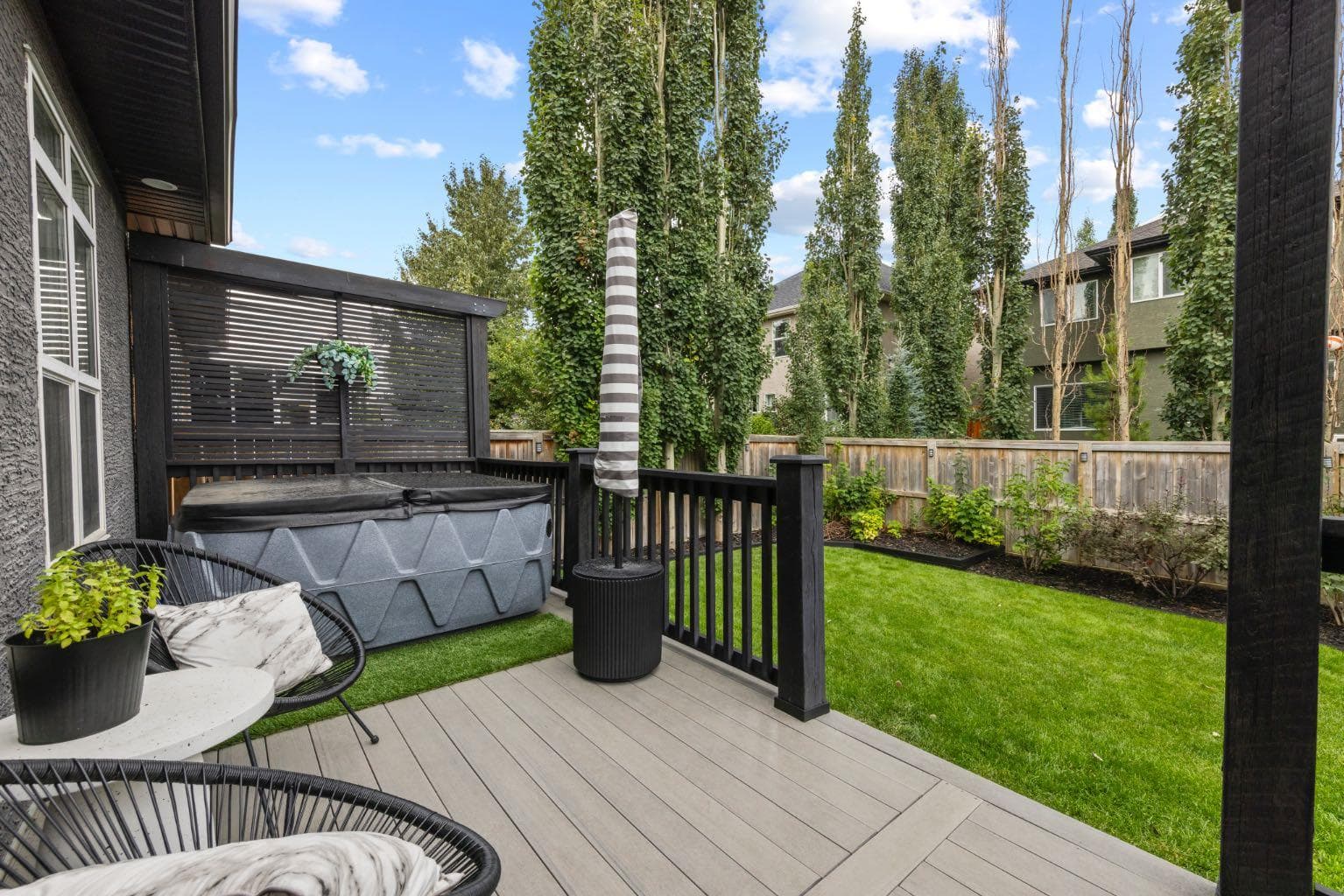 55 Aspenshire Drive SW