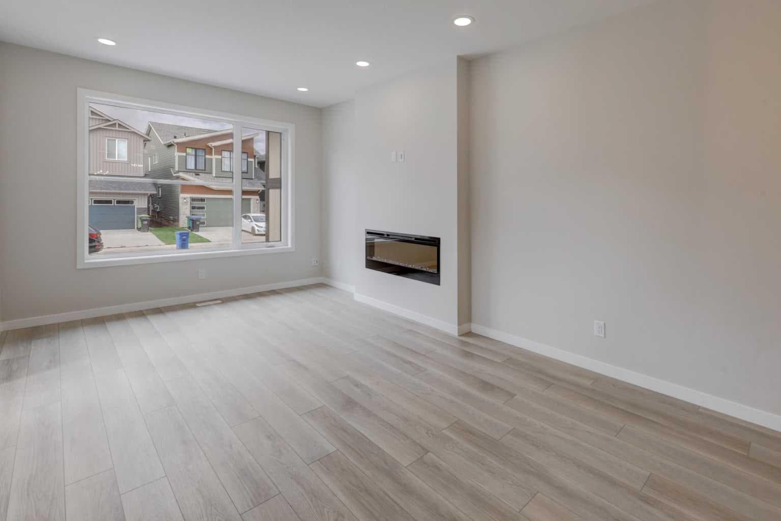2002 Cobblebrook Crescent SW