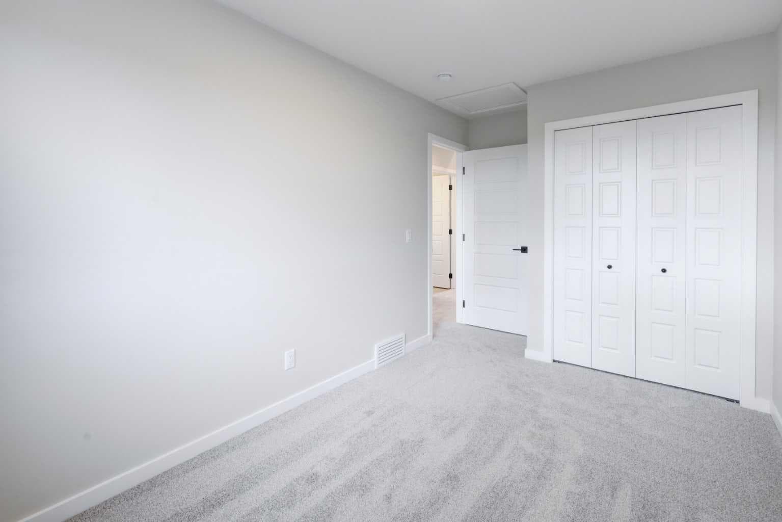 2002 Cobblebrook Crescent SW