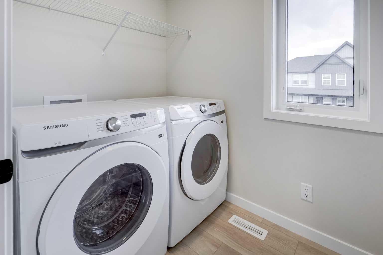 2002 Cobblebrook Crescent SW