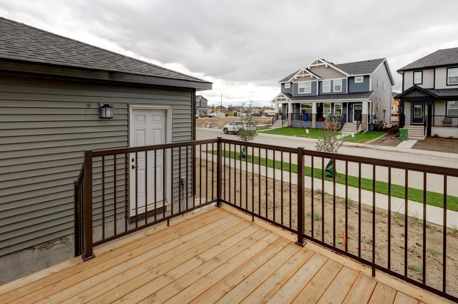 2002 Cobblebrook Crescent SW