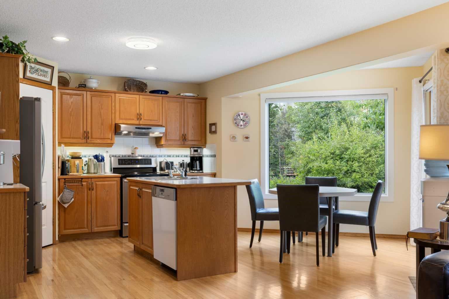 128 Tuscany Hills Close NW
