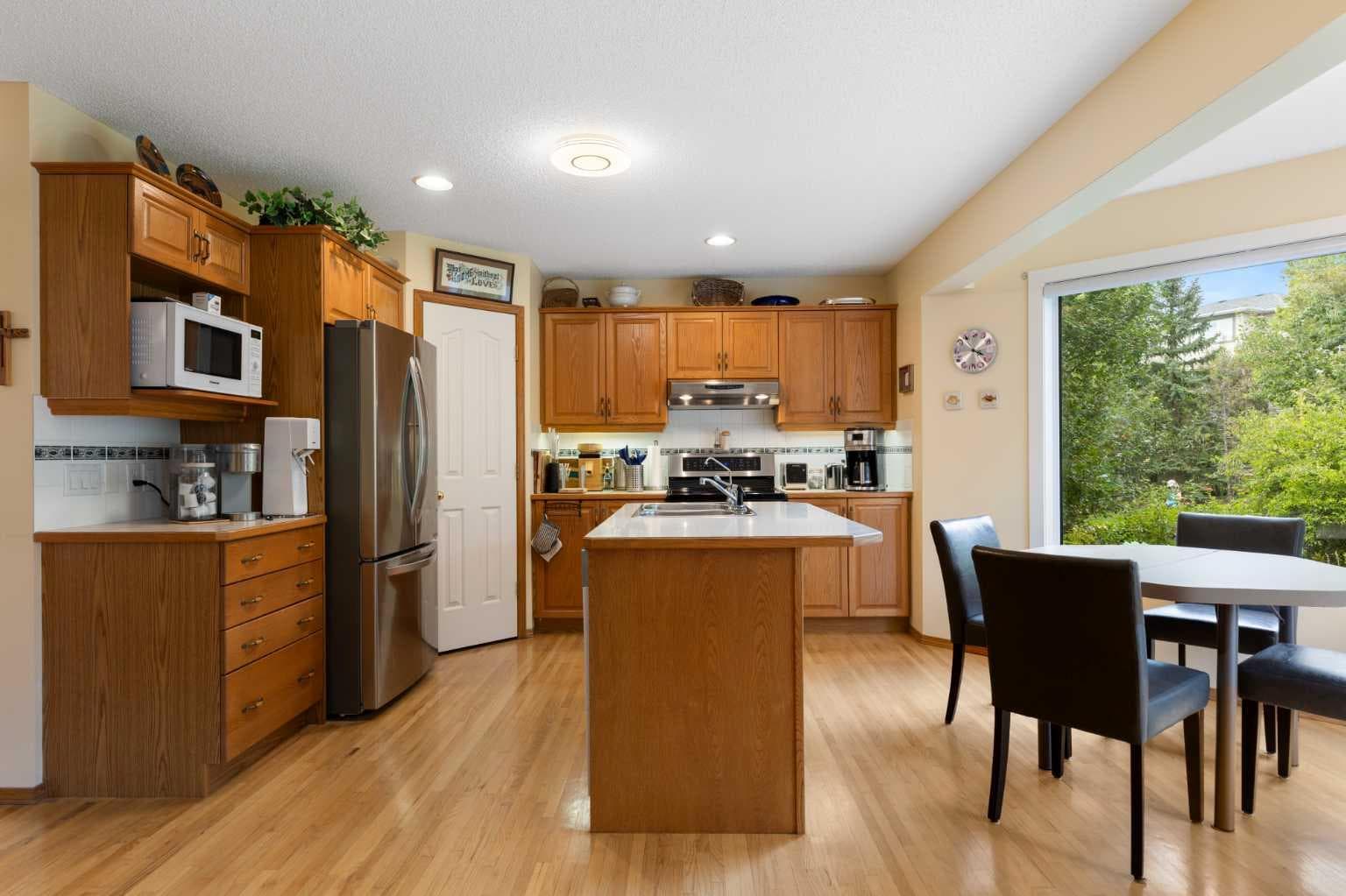 128 Tuscany Hills Close NW