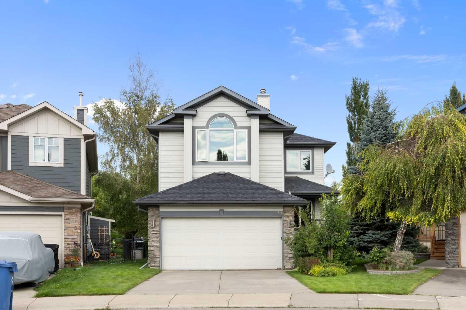 128 Tuscany Hills Close NW
