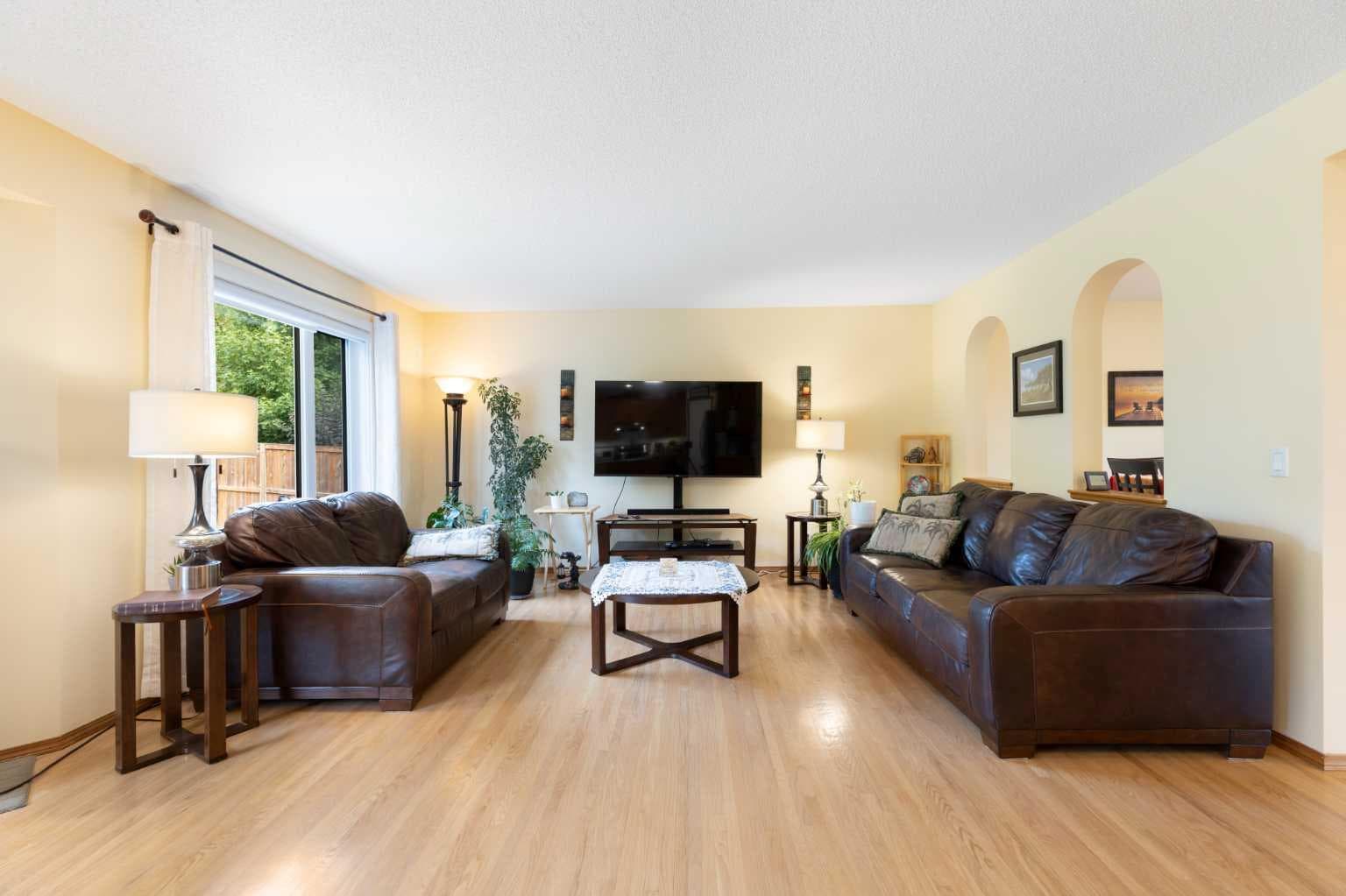 128 Tuscany Hills Close NW