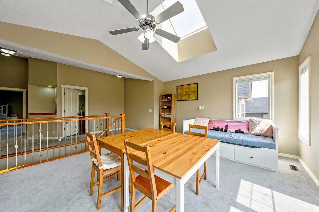 115 Coopers Hill SW