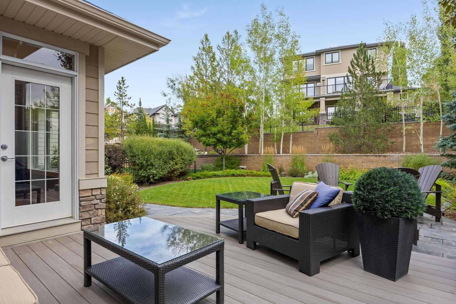 10 Crestridge View SW