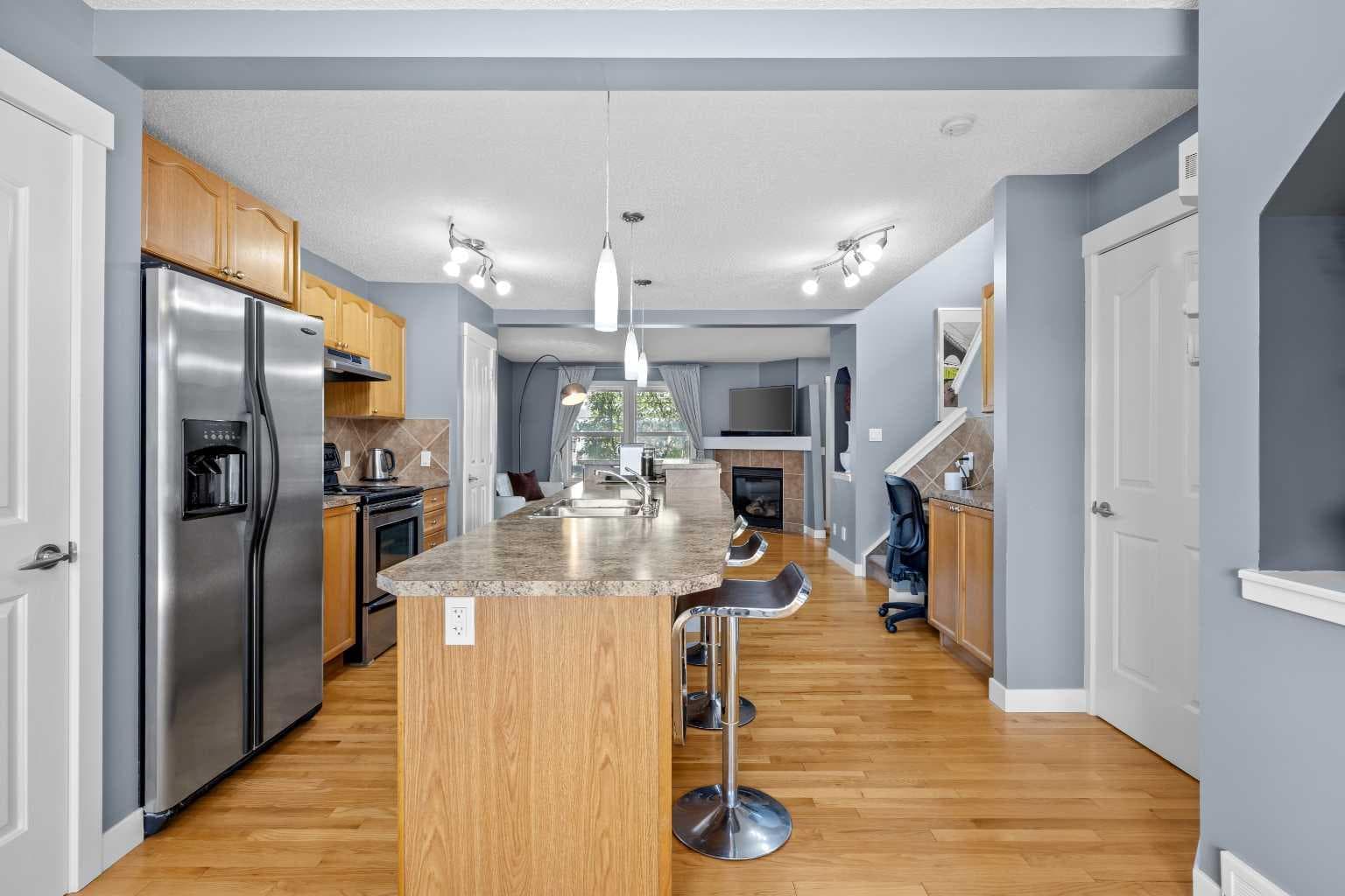 58 Bridlecrest Manor SW