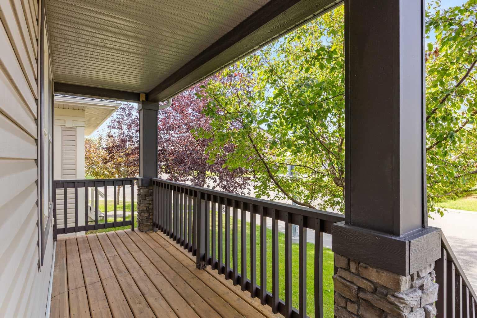 58 Bridlecrest Manor SW