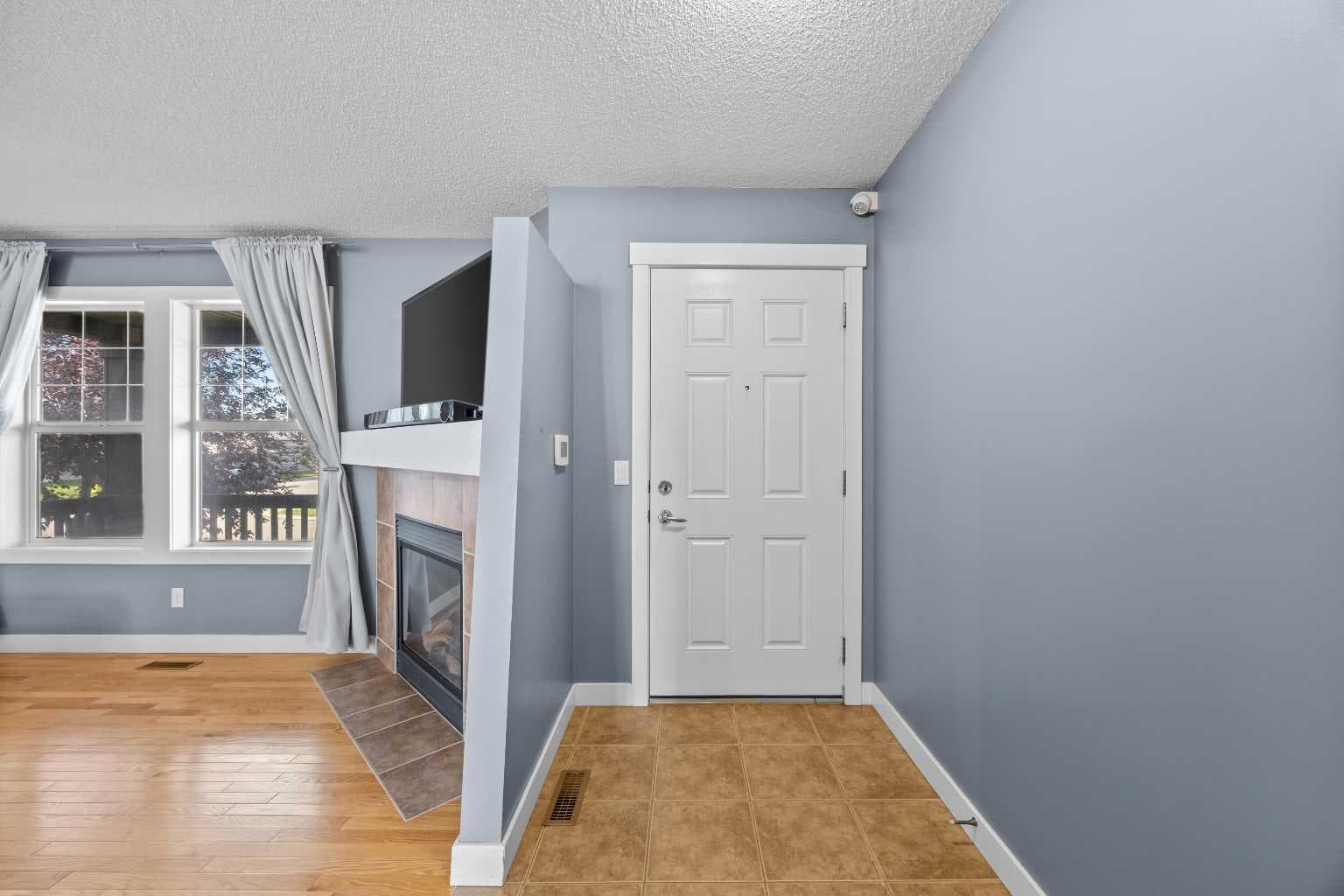 58 Bridlecrest Manor SW