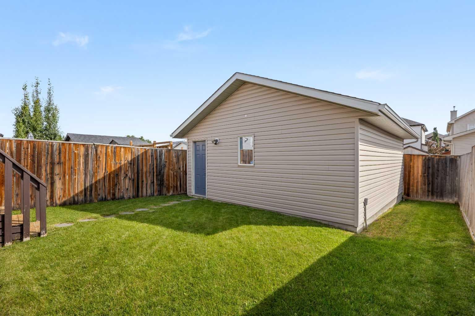 58 Bridlecrest Manor SW