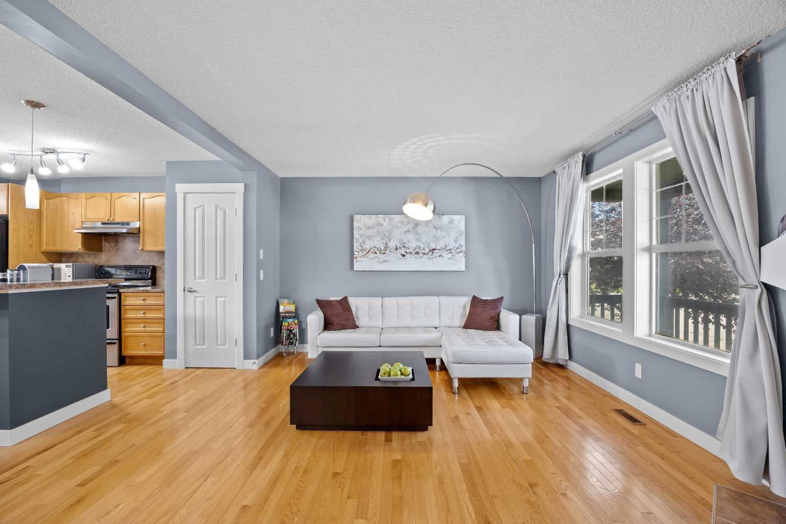 58 Bridlecrest Manor SW