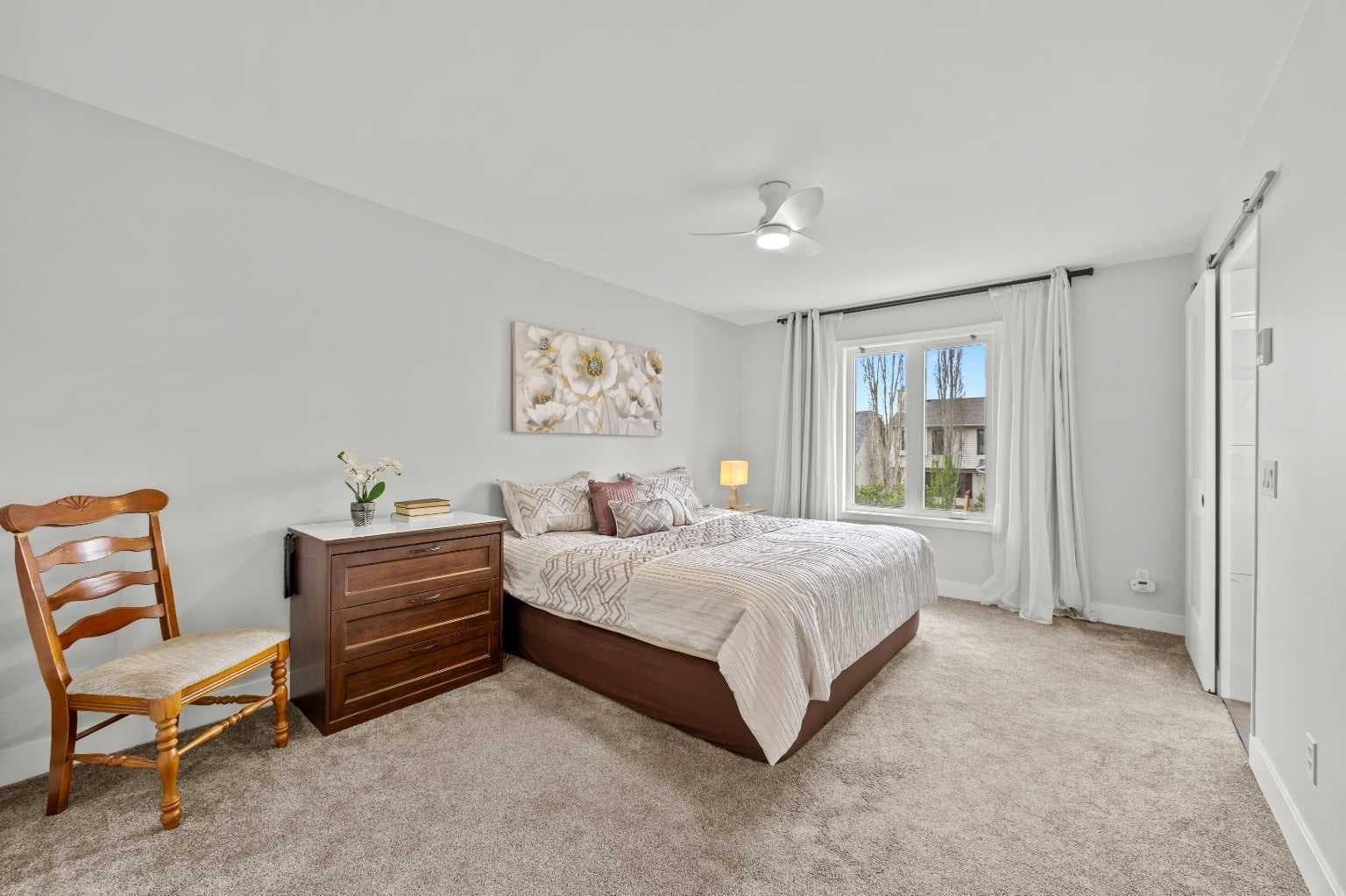 260 Riverside Mews SE