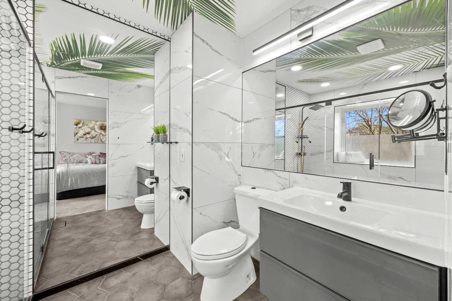 260 Riverside Mews SE