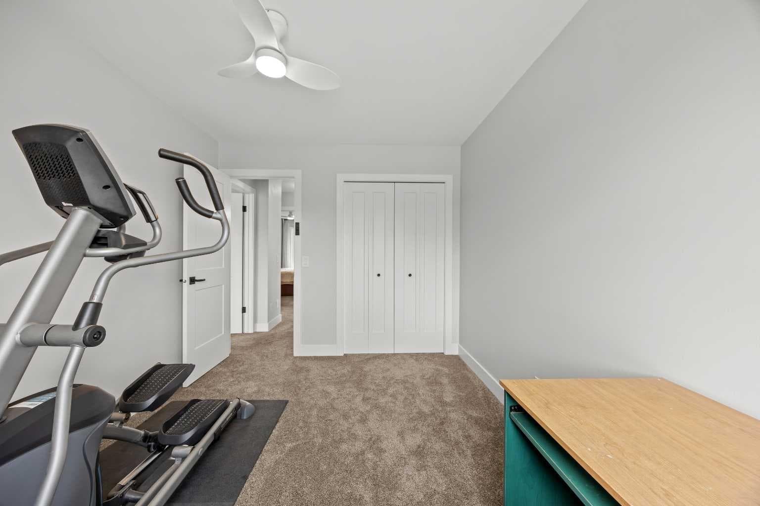 260 Riverside Mews SE