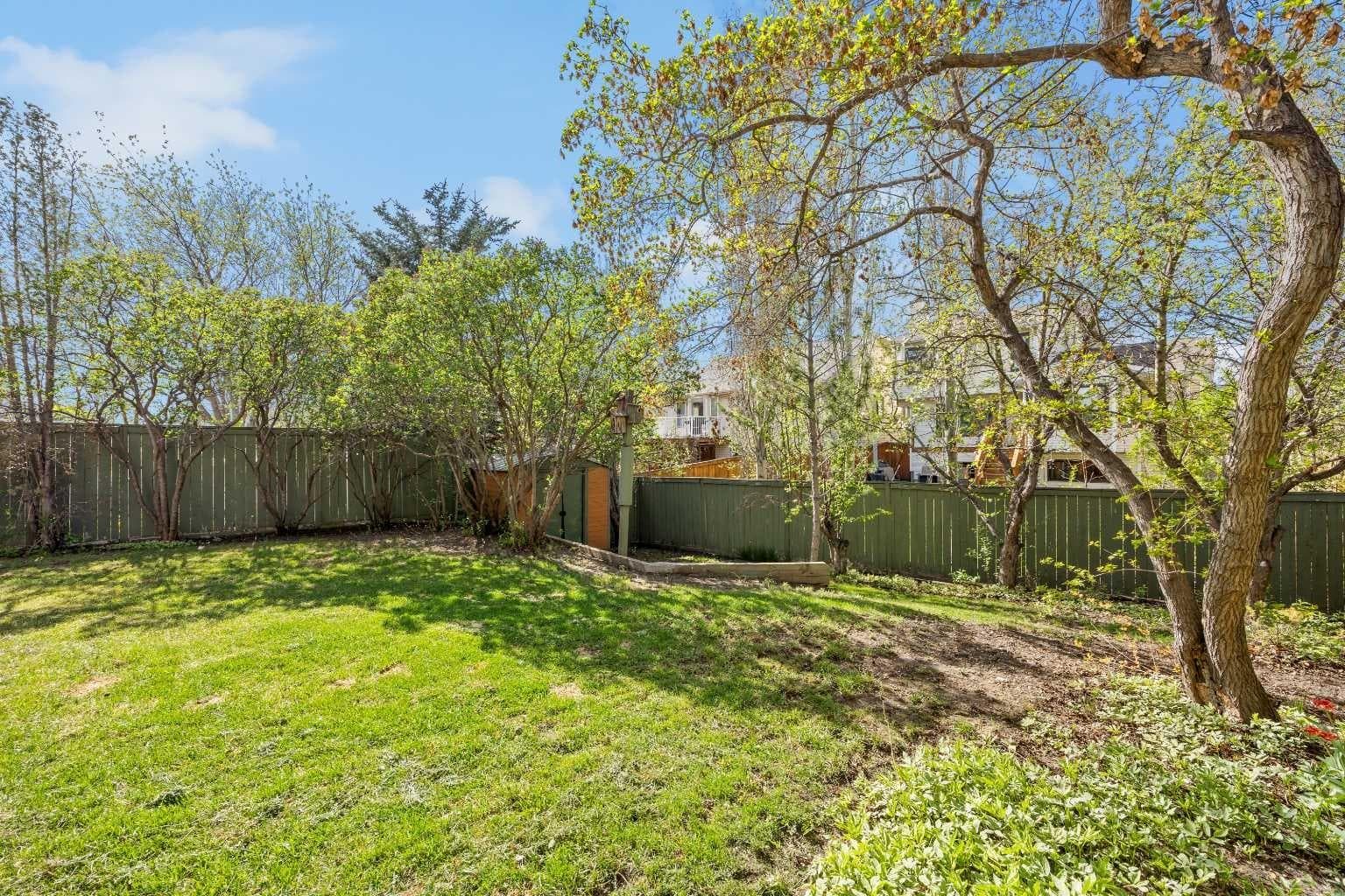 260 Riverside Mews SE