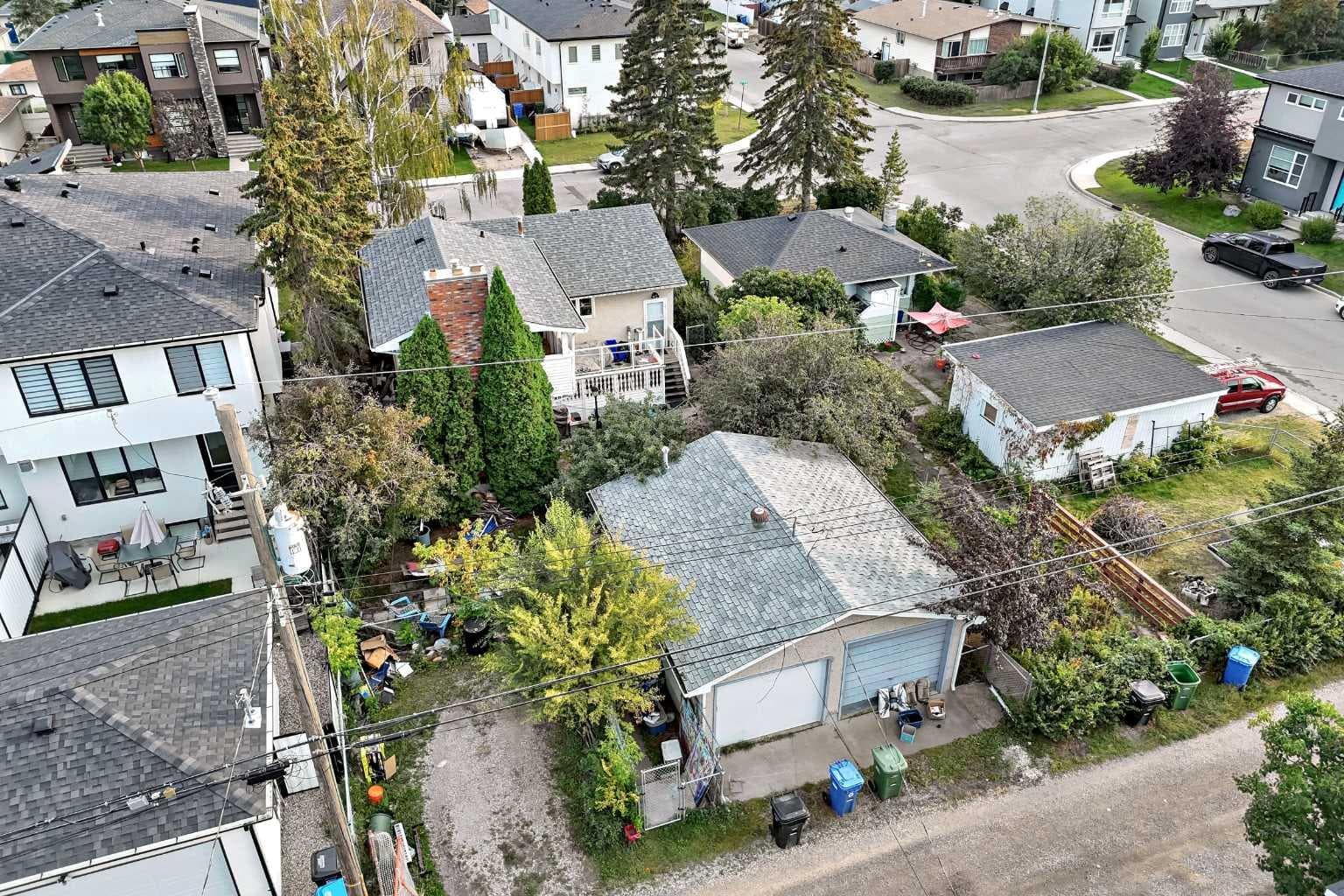8344 47 Avenue NW