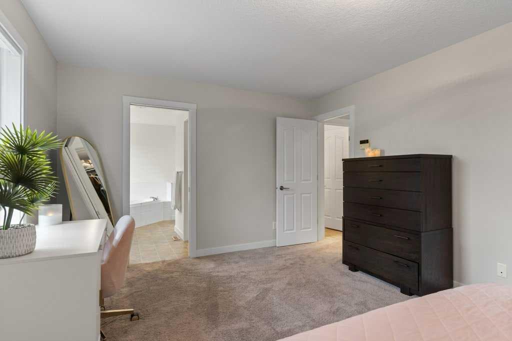 146 Wentworth Park SW