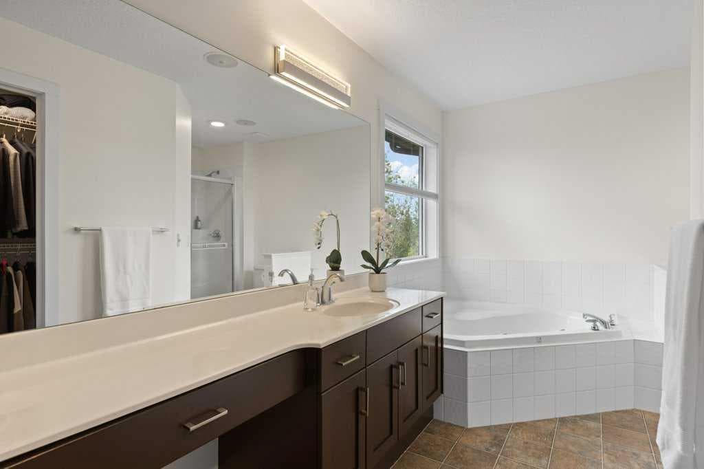 146 Wentworth Park SW