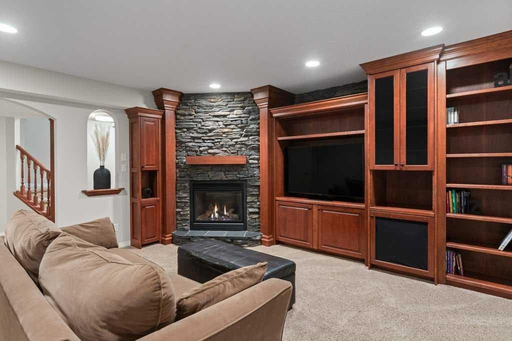 146 Wentworth Park SW
