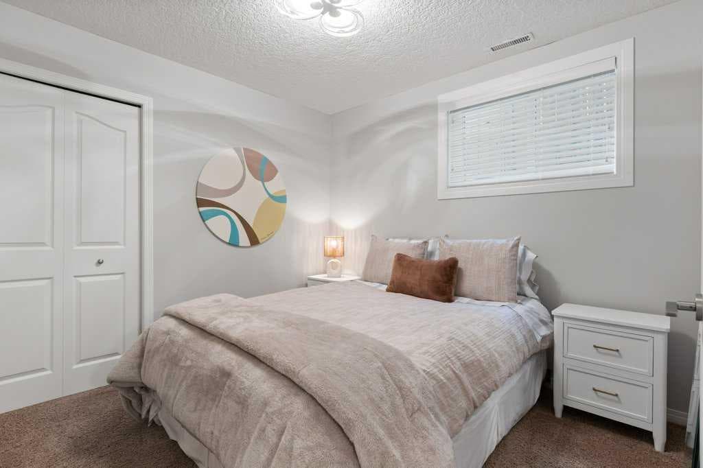 146 Wentworth Park SW