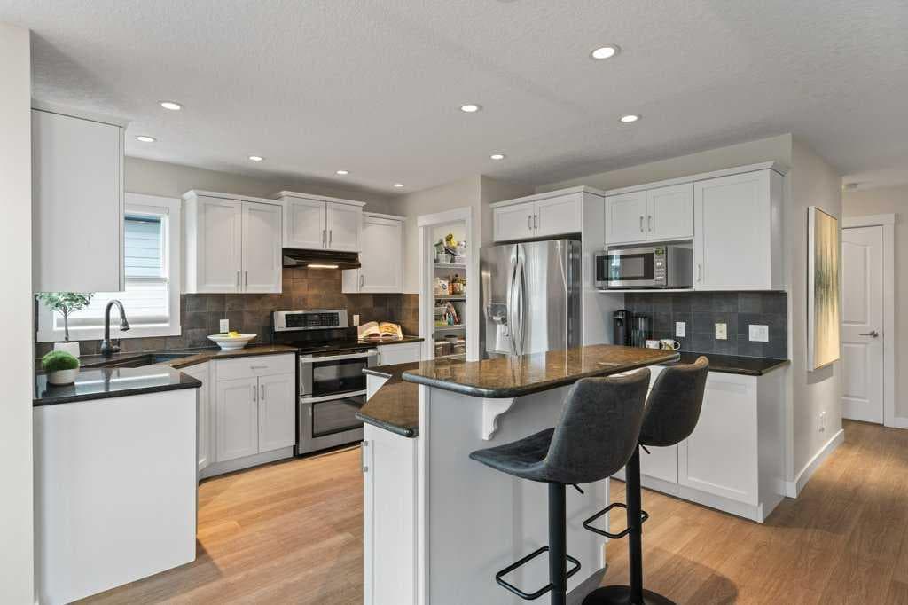 146 Wentworth Park SW