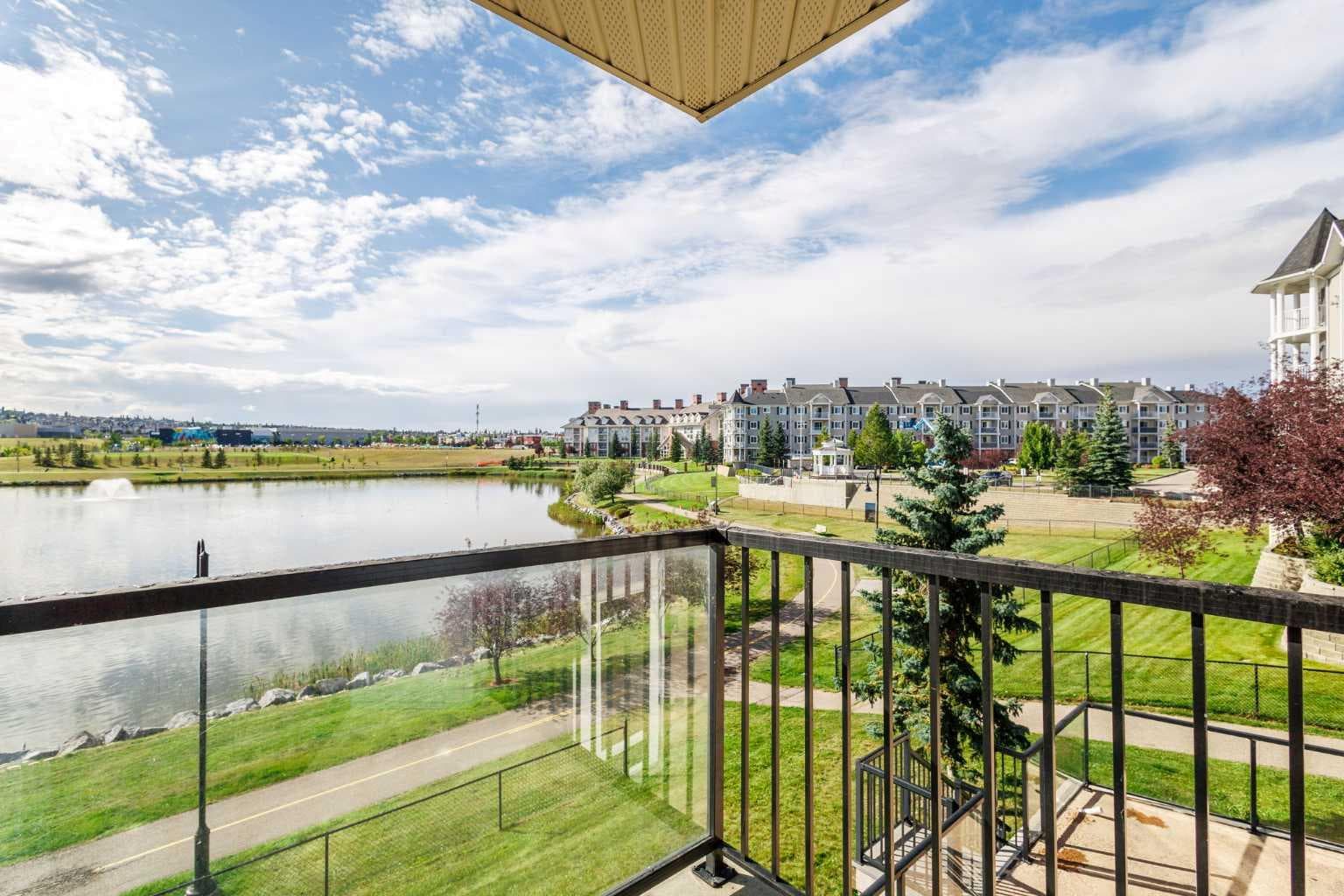 207, 108 Country Village Circle NE